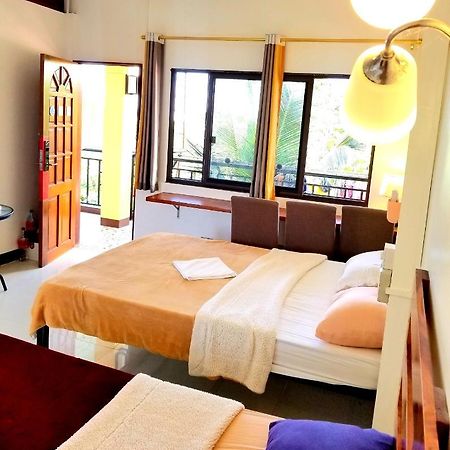 Mb Hostel Моалбоал Екстериор снимка